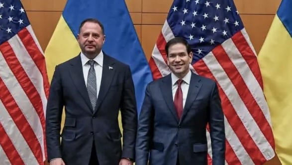 Another Russia-tilting Trump peace proposal emerges